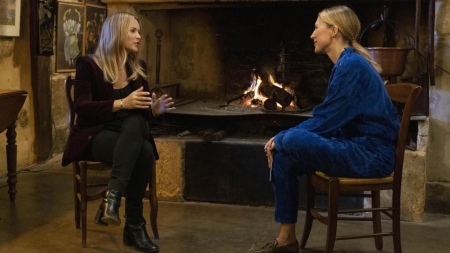 Virginie Efira et Agathe Lecaron dans le premier numéro de "Chemins de traverse".