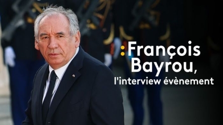 François Bayrou - photo