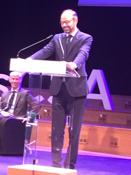 Edouard Philippe clôturant le colloque du CSA en présence de Franck Riester