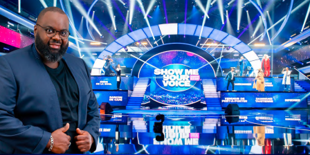 Issa Doumbia, présentateur de "Show Me Your Voice, chanteur ou menteur ?" sur M6.