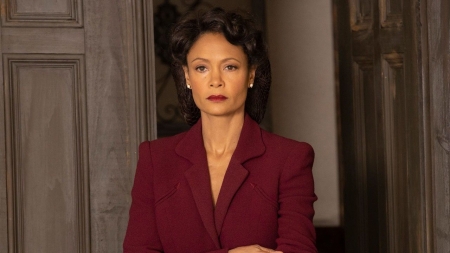 Thandiwe Newton dans « Westworld »
